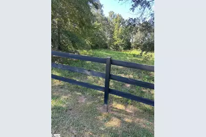 298 Stable Gate Drive, Campobello, SC 29322 - Photo 3