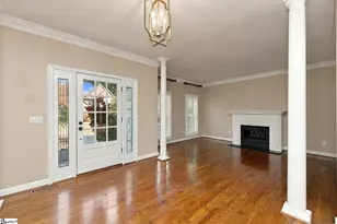 305 Beckworth Dr, Taylors, SC 29687 - Photo 9