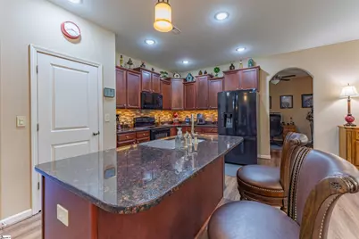 22 Summerdale Drive, Taylors, SC 29687 - Photo 3