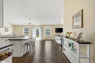 420 Lily Pond Ln, Taylors, SC 29687 - Photo 9