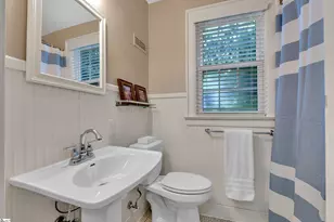 201 Brookwood Dr, Greenville, SC 29605 - Photo 23