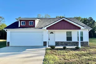 790 N Trade Ave Ext, Landrum, SC 29356 - Photo 3