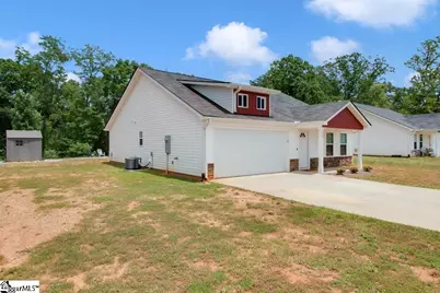 790 N Trade Avenue, Landrum, SC 29356 - Photo 15