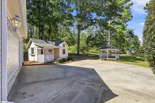 406 Stonewall Dr, Easley, SC 29642 - Photo 27