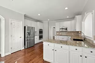 700 Mossy Ledge Ln, Simpsonville, SC 29681 - Photo 7