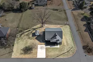 129 Spring St, Reidville, SC 29375 - Photo 3