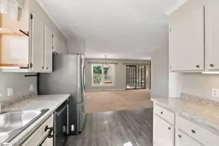 216 N Celestial Dr, Greer, SC 29651 - Photo 11