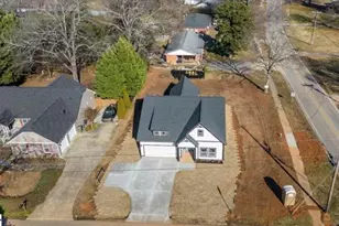 104 Garrett St, Fountain Inn, SC 29644 - Photo 31
