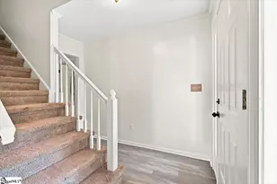 301 Mountain View Ct, Greenville, SC 29611 - Photo 7
