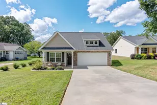102 N Church St, Duncan, SC 29334 - Photo 1