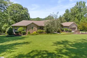 19 Crown Ridge Rd, Travelers Rest, SC 29690 - Photo 1