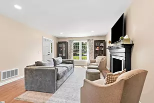 109 Stonehenge Ct, Taylors, SC 29687 - Photo 11