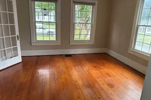 108 Moreland Ave, Laurens, SC 29360 - Photo 11