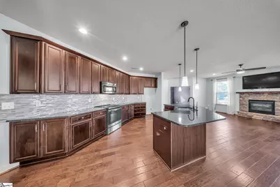 22 Pebblebrook Court, Greer, SC 29651 - Photo 7