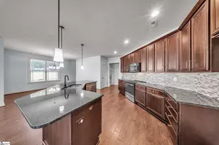 22 Pebblebrook Ct, Greer, SC 29651 - Photo 9