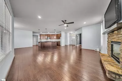 22 Pebblebrook Court, Greer, SC 29651 - Photo 5