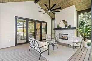 38 Rockwood Dr, Greenville, SC 29605 - Photo 25