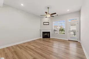 301 Hollenbeck Pl, Greenville, SC 29607 - Photo 13