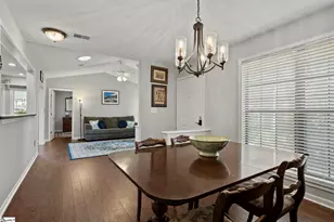 13 Forest Lake Dr, Simpsonville, SC 29681 - Photo 7