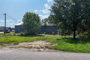 365 Conway Ave, Laurens, SC 29360 - Photo 15