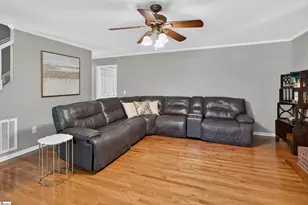 307 Country Glen, Pelzer, SC 29669 - Photo 5