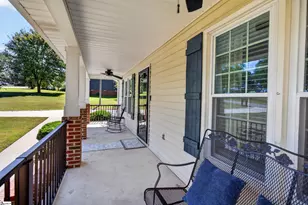 307 Country Glen, Pelzer, SC 29669 - Photo 3