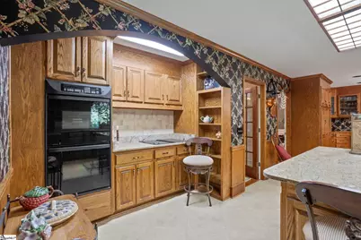 1228 Shadowood Drive, Spartanburg, SC 29301 - Photo 11