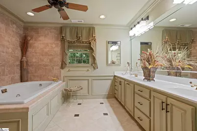 1228 Shadowood Drive, Spartanburg, SC 29301 - Photo 27