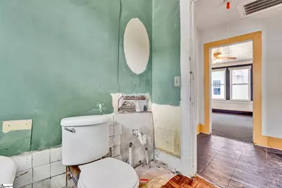 526 Perry Avenue, Greenville, SC 29611 - Photo 23