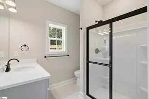 102 9th St, Greenville, SC 29611 - Photo 27