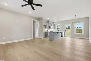 102 9th St, Greenville, SC 29611 - Photo 13