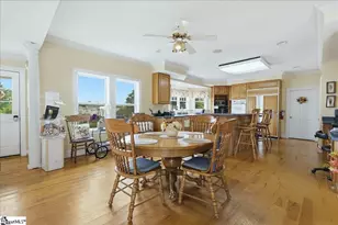 105 Marshland Ln, Greer, SC 29650 - Photo 11