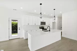 421 Ambiance Ct, Spartanburg, SC 29301 - Photo 3