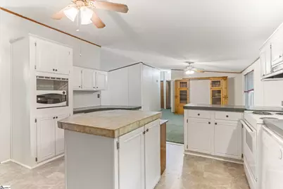 214 Chantilly Circle, Starr, SC 29684 - Photo 9