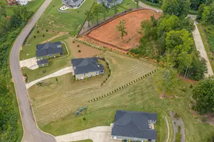 409 Navajo Ct, Marietta, SC 29661 - Photo 37