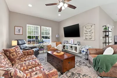 313 Saluda Street, Belton, SC 29627 - Photo 9