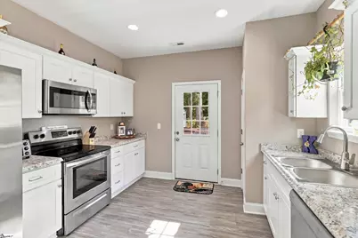 313 Saluda Street, Belton, SC 29627 - Photo 5