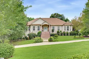301 Glen Meadows Dr, Simpsonville, SC 29680 - Photo 1
