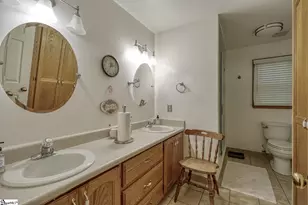 366 Shallowford Dr, Boiling Springs, SC 29316 - Photo 11