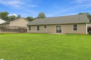 270 Chateau St, Boiling Springs, SC 29316 - Photo 29