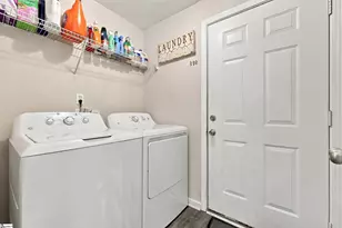 270 Chateau St, Boiling Springs, SC 29316 - Photo 23