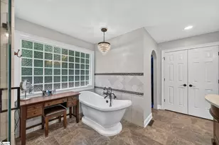205 Cove Harbor Ct, Taylors, SC 29687 - Photo 19