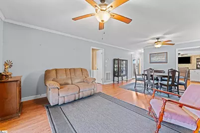 201 Eastview Drive, Simpsonville, SC 29681 - Photo 13