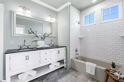 425 E Faris Road, Greenville, SC 29605 - Photo 15