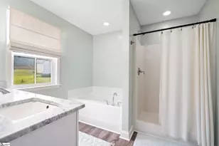 649 Duncan Station Dr, Duncan, SC 29334 - Photo 15