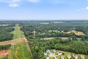 649 Duncan Station Dr, Duncan, SC 29334 - Photo 27