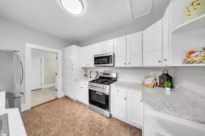 107 Whitehall Street, Greenville, SC 29609 - Photo 9