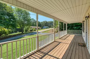 222 Midland Dr, Easley, SC 29640 - Photo 5