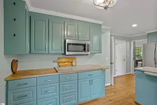 310 Ashford Ave, Greenville, SC 29609 - Photo 13