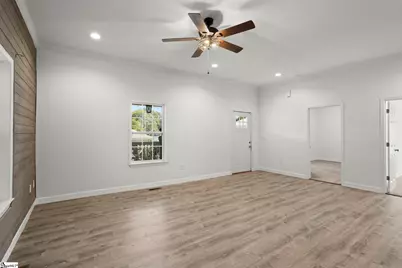 44 4th Avenue, Greenville, SC 29611 - Photo 15